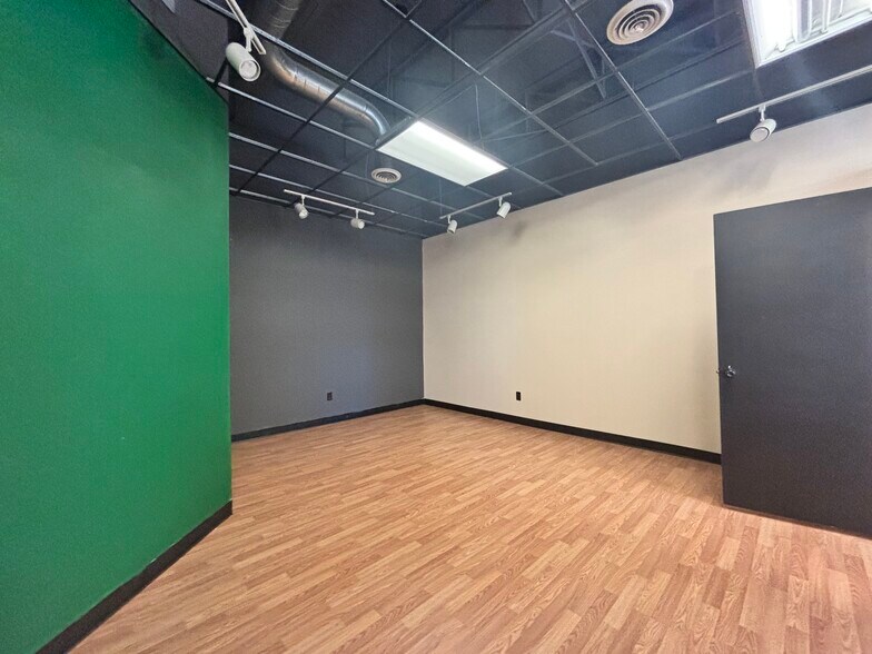 More Photos Of 409 N Grand Ave, Pueblo Office For Lease