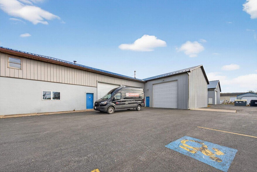 More Photos Of 2338 Broad St, Frankfort Industrial For Sale