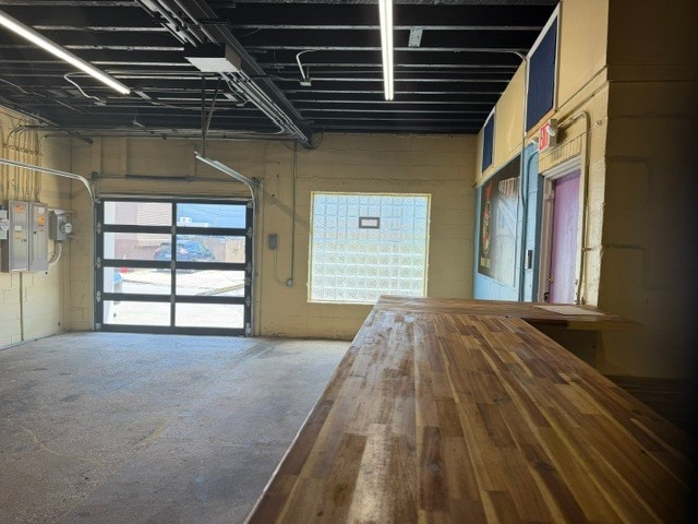 More Photos Of 2197 S Kinnickinnic Ave, Milwaukee Storefront Retail Office For Lease
