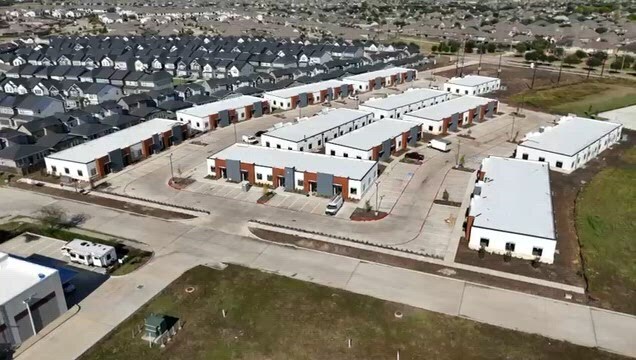 Primary Photo Of 5151 Meadow Ranch Pky, Richmond Medical For Sale