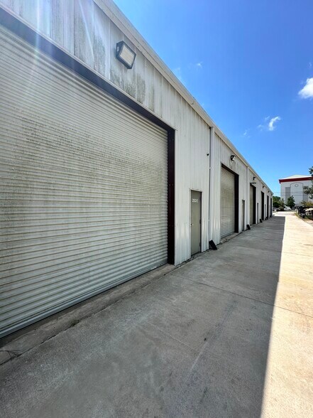 More Photos Of 2532 Joan Ave, Panama City Beach Industrial For Sale