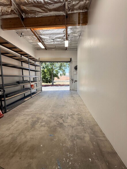 More Photos Of 1900 E Warner Ave, Santa Ana Light Manufacturing For Lease