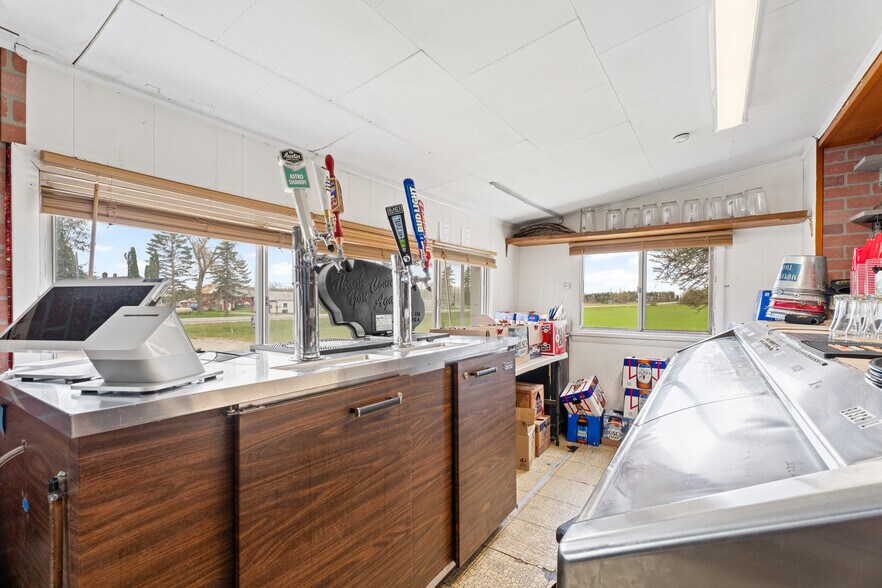 More Photos Of 7930 French Rd, Alpena General Retail For Sale