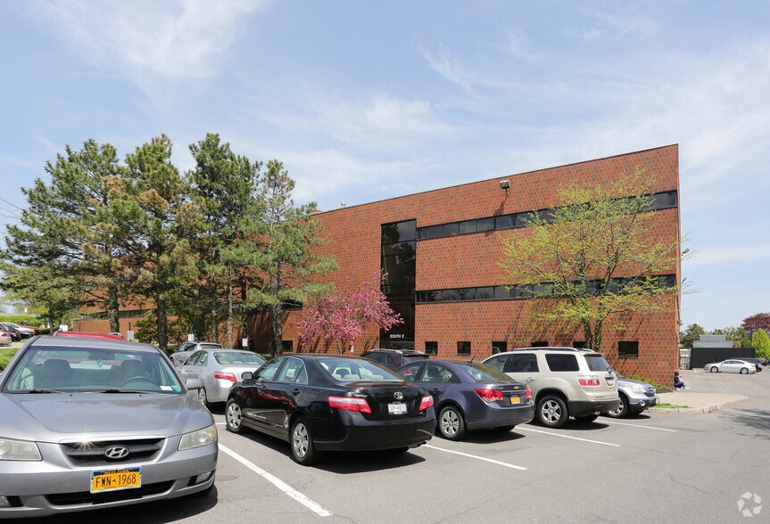 More Photos Of 1304 Buckley Rd, Syracuse Medical For Lease