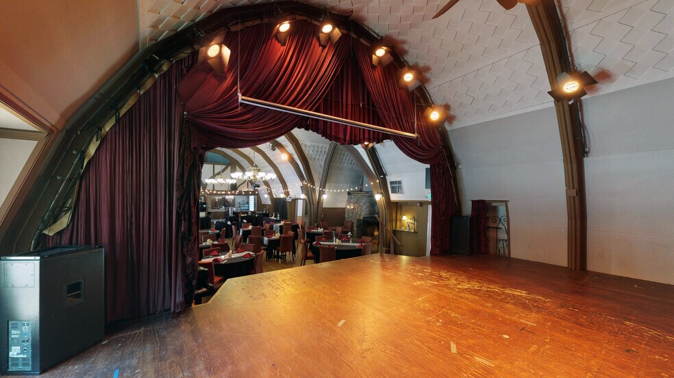 More Photos Of 800 Arrowhead Villa Rd, Lake Arrowhead Lodge Meeting Hall For Sale