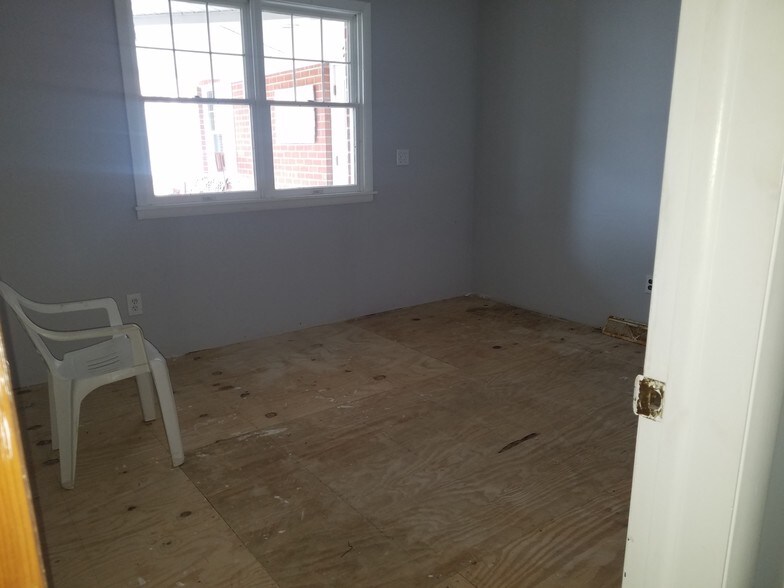 More Photos Of 1-21 Carroll Ave, Pennsville Coworking Space