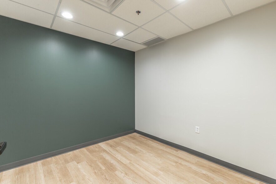 More Photos Of 929 Spring Creek Rd, Chattanooga Medical For Lease