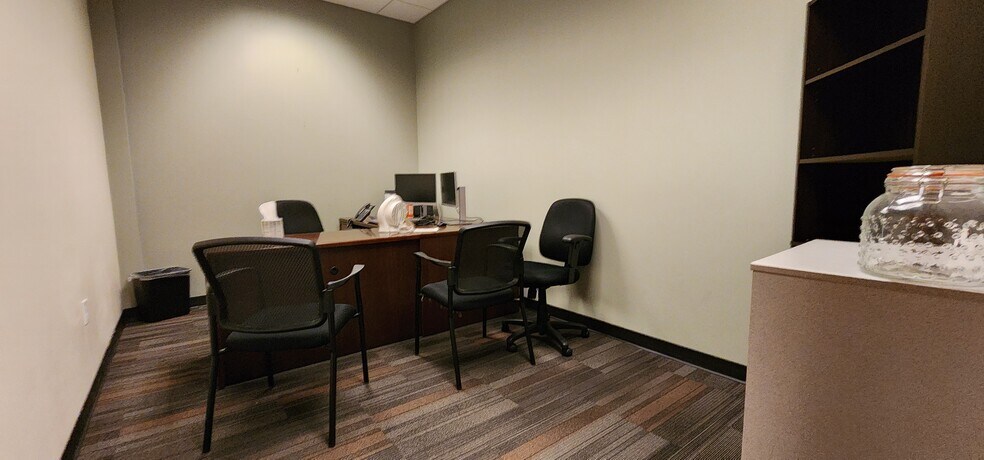 More Photos Of 1010 O'Neill Hwy, Dunmore Storefront For Lease