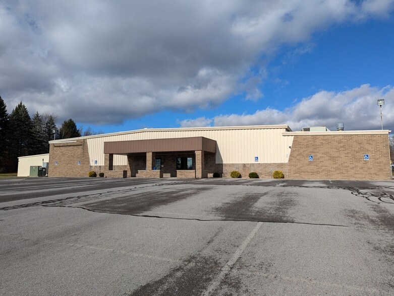 More Photos Of 423 Walters Ave, Johnstown Warehouse For Lease
