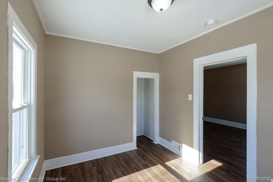 More Photos Of 230 Almyra Ave, Monroe Apartments For Sale