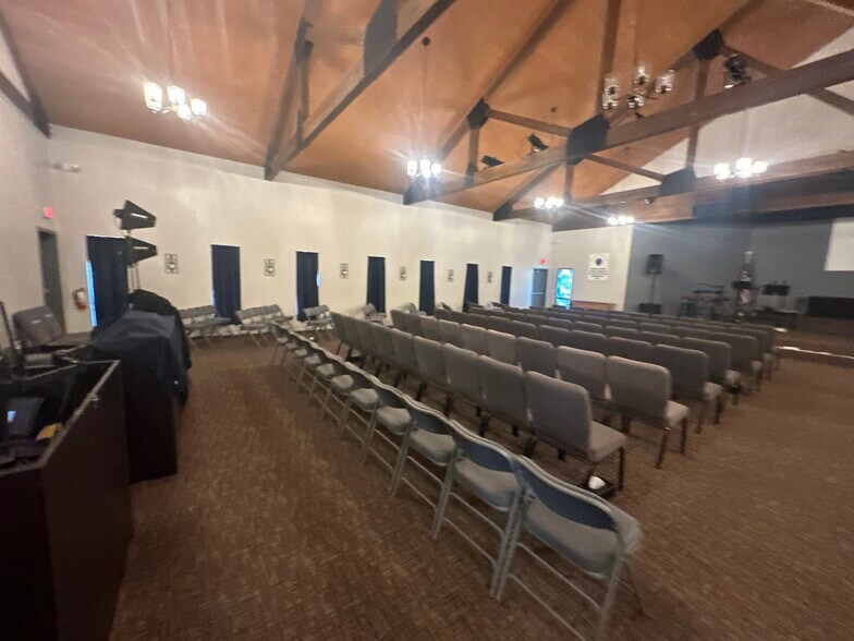 More Photos Of 2797 Willow Creek Rd, Prescott Religious Facility For Sale