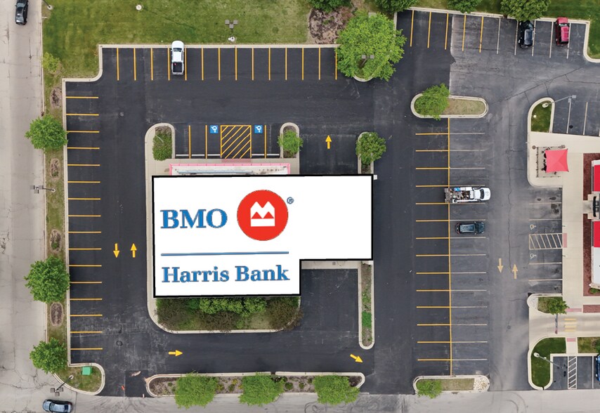 More Photos Of 2400 N Richmond Rd, Mchenry Freestanding For Sale