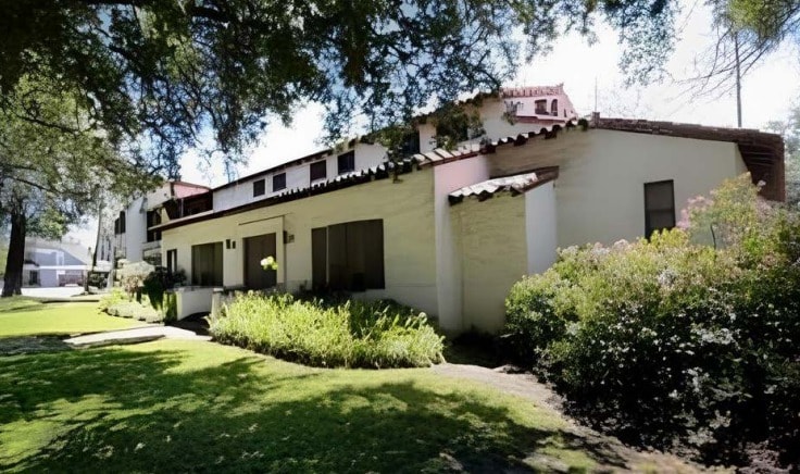 Primary Photo Of 690 E Orange Grove Blvd, Pasadena Religious Facility For Lease