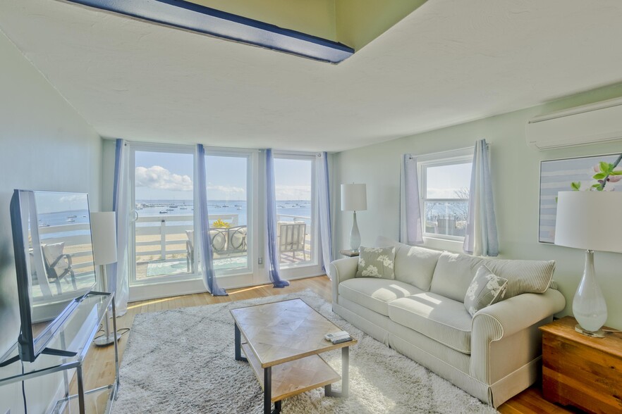 More Photos Of 265 Commercial St, Provincetown Flex For Sale