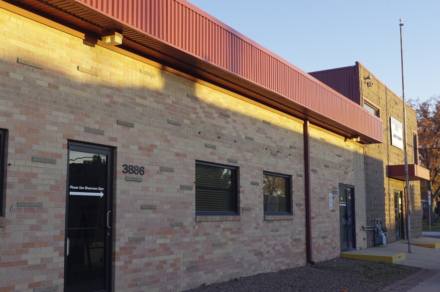 More Photos Of 3878-3898 S Jason St, Englewood Warehouse For Sale