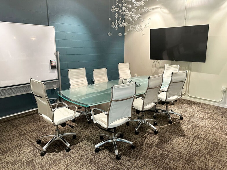 More Photos Of 3338 Peachtree Rd NE, Atlanta Apartments For Sale