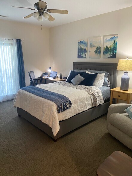 More Photos Of 419 Pin Hook Rd, Spring City Assisted Living For Sale