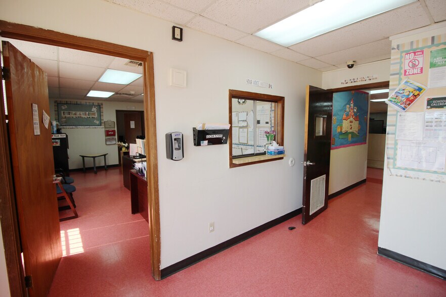 More Photos Of 3716 Reveille St, Houston Daycare Center For Sale