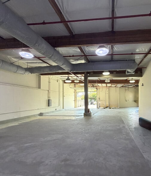 More Photos Of 550 Nuttman St, Santa Clara Light Manufacturing For Sale