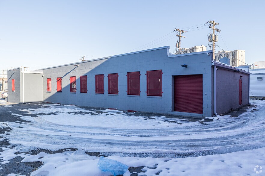 More Photos Of 5810-5814 Seminary Rd, Alexandria Freestanding For Lease