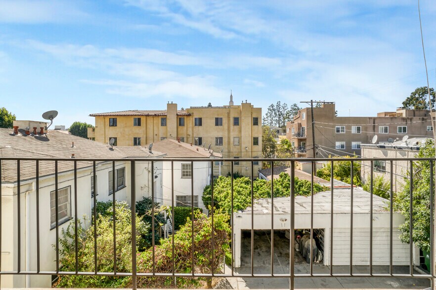 More Photos Of 1677 Westholme Ave, Los Angeles Apartments For Sale