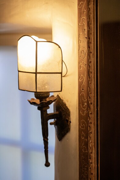 More Photos Of 502 Pierce St, Monterey Office For Sale