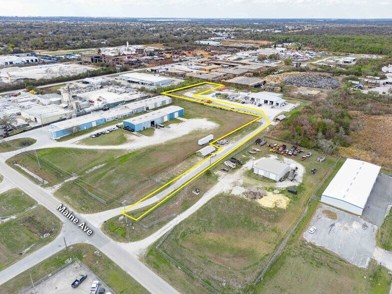 More Photos Of 4330 Maine Ave, Lakeland Land For Lease