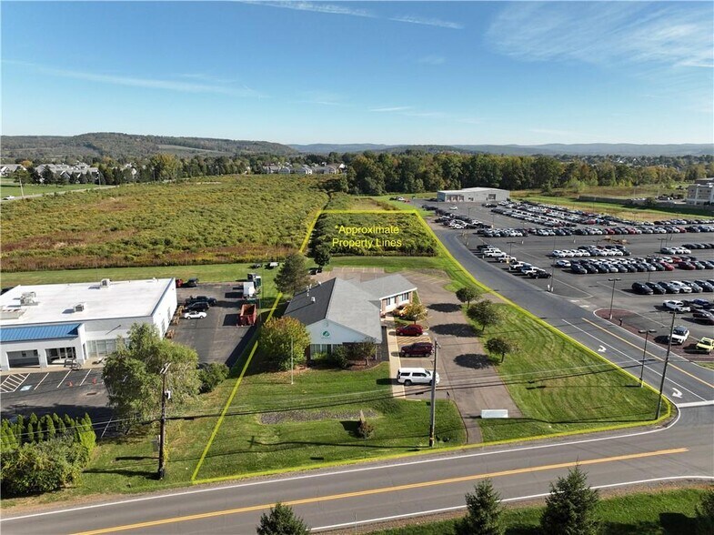 More Photos Of 226 Colonial Dr, Horseheads Office For Sale