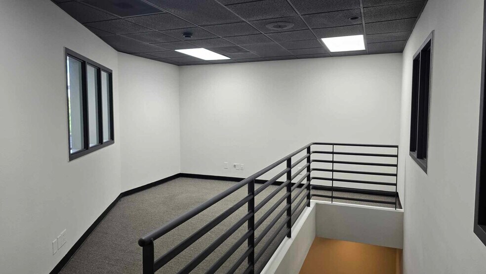 More Photos Of 15 Corporate Park, Irvine Medical For Lease
