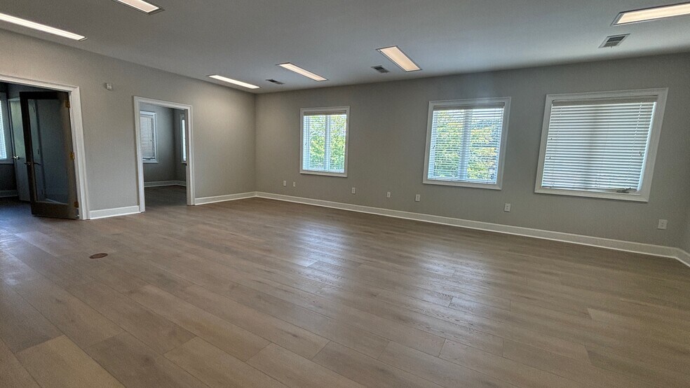 More Photos Of 3635 Peachtree Industrial Blvd, Duluth Medical For Lease