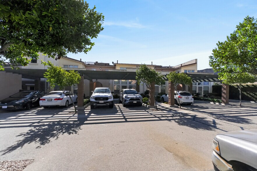 More Photos Of 1073 N Ventura Ave, Ventura Storefront Retail Residential For Sale