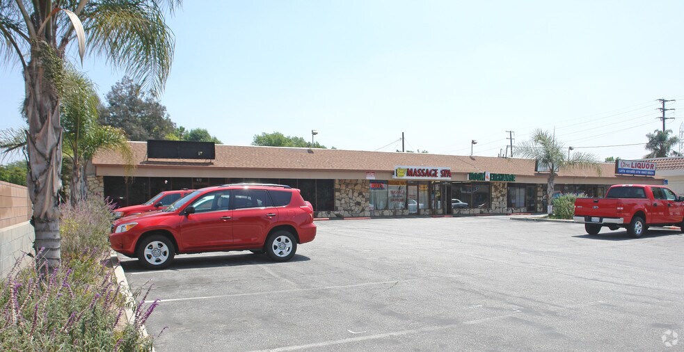 More Photos Of 472-484 S Citrus Ave, Azusa Freestanding For Lease