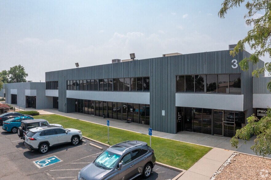 More Photos Of 7100 N Broadway St, Denver Research And Development For Lease