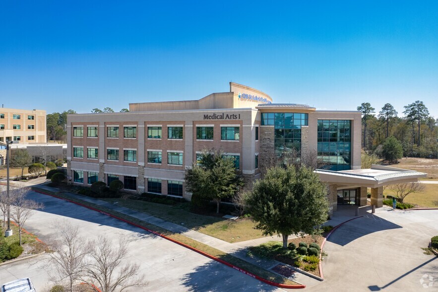 Primary Photo Of 20207 Chasewood Park Dr, Houston Medical For Lease