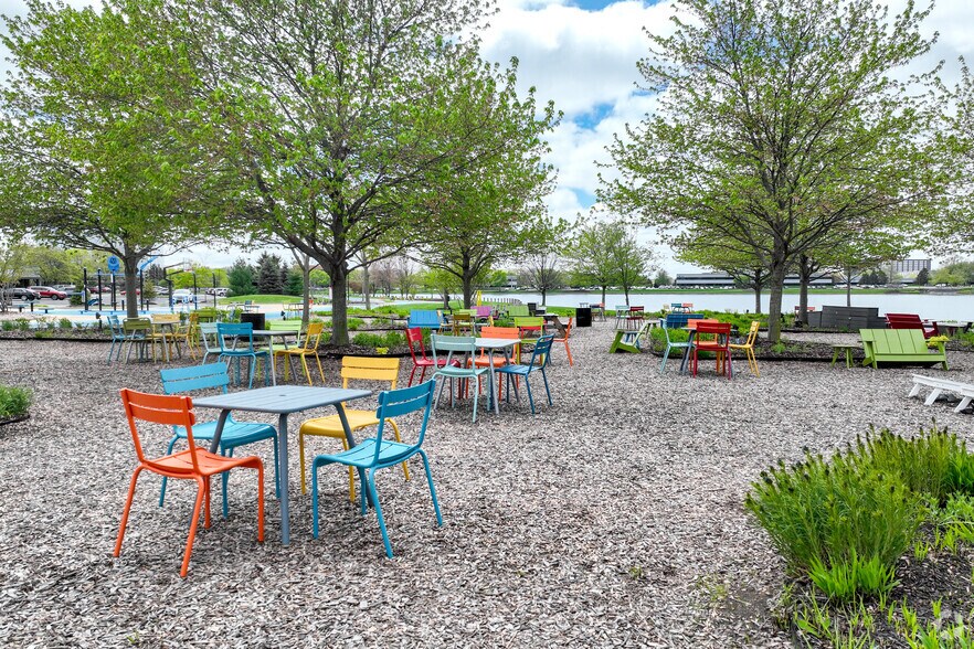 More Photos Of 9355 Delegates Row, Indianapolis Unknown For Lease