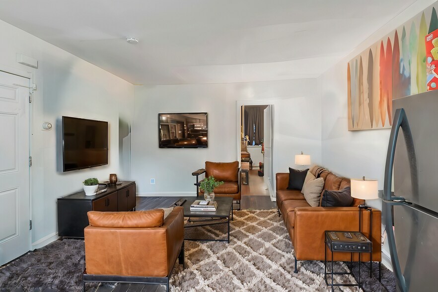 More Photos Of 397 Communipaw Ave, Jersey City Apartments For Sale