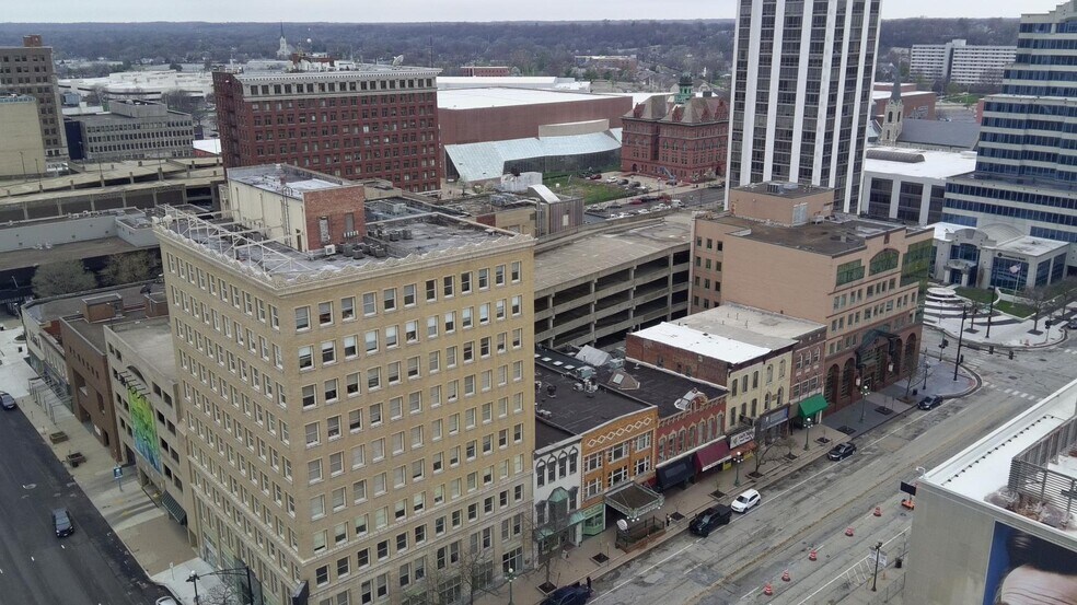 More Photos Of , Peoria General Retail For Sale