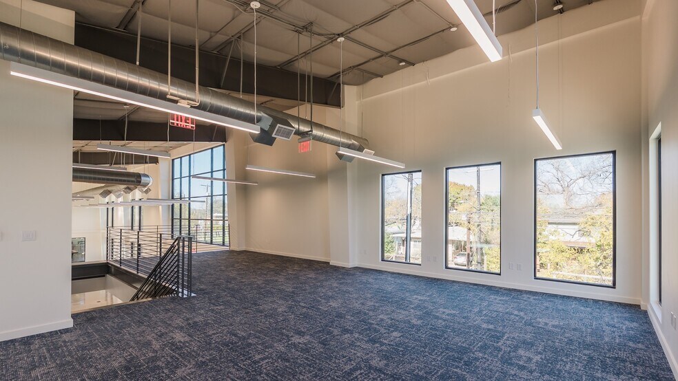 More Photos Of 503 Radam Ln, Austin Office For Lease