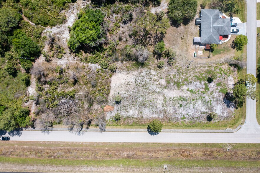 More Photos Of 4435-4459 S Access Rd, Englewood Land For Sale