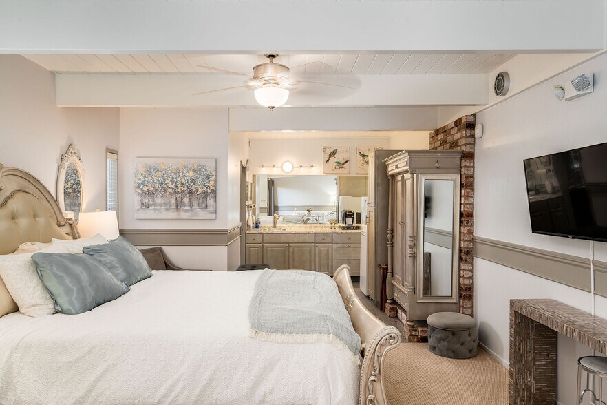 More Photos Of 3037 Foothill Blvd, Calistoga Hospitality For Sale