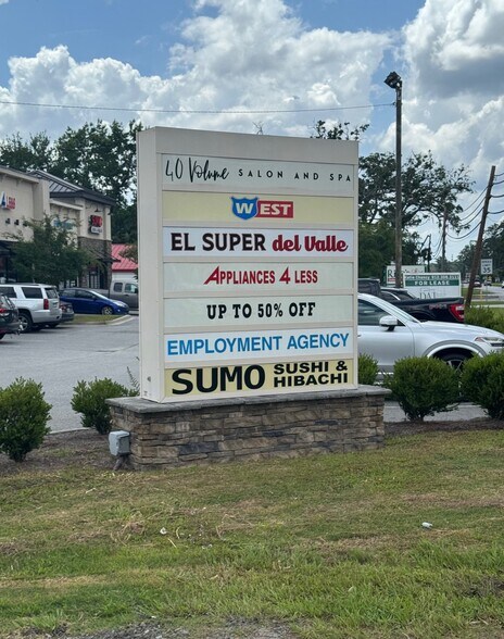 More Photos Of 405 US Highway 80 W, Pooler Storefront For Lease