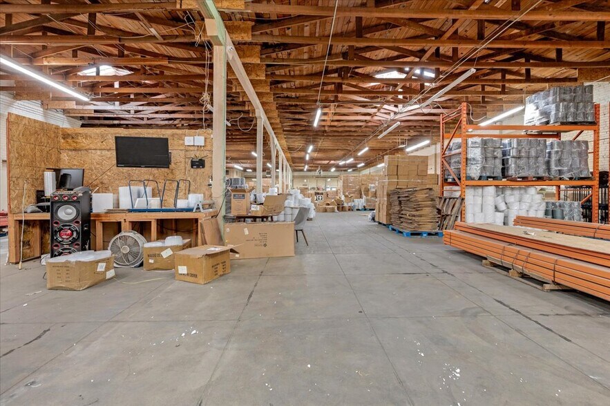 More Photos Of 142 S D St, Porterville Flex For Lease