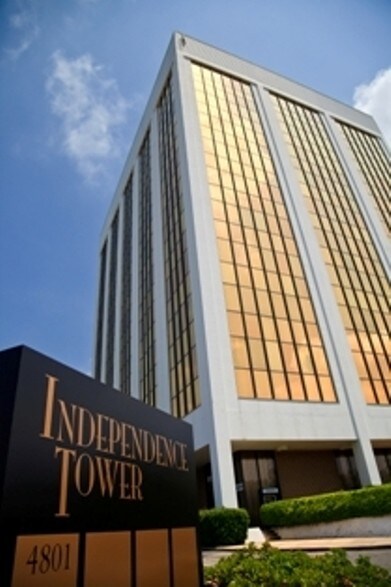 More Photos Of 4801 E Independence Blvd, Charlotte Office For Sale