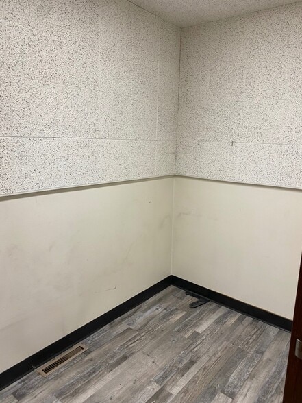 More Photos Of 421 Main St, Tarkio Medical For Sale