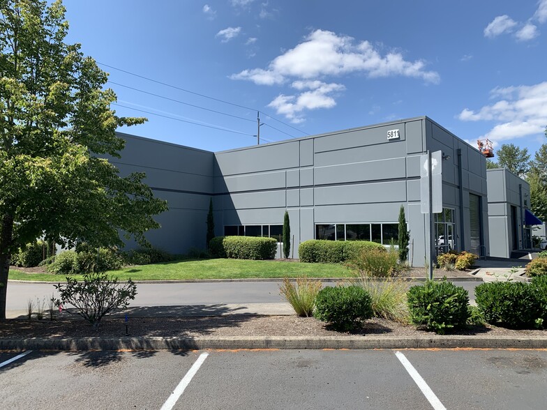 Primary Photo Of 5811 SE International Way, Portland Warehouse For Lease