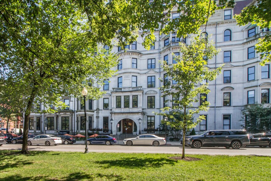 More Photos Of 160 Commonwealth Ave, Boston Apartments For Sale