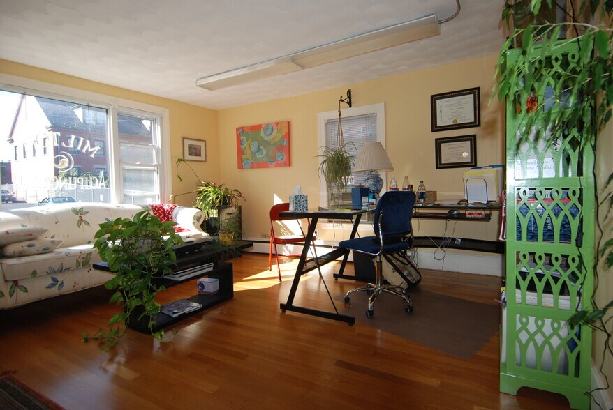 More Photos Of 1197 Adams St, Dorchester Medical For Lease