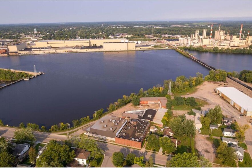 More Photos Of 80 Oliver St, Wisconsin Rapids Manufacturing For Lease