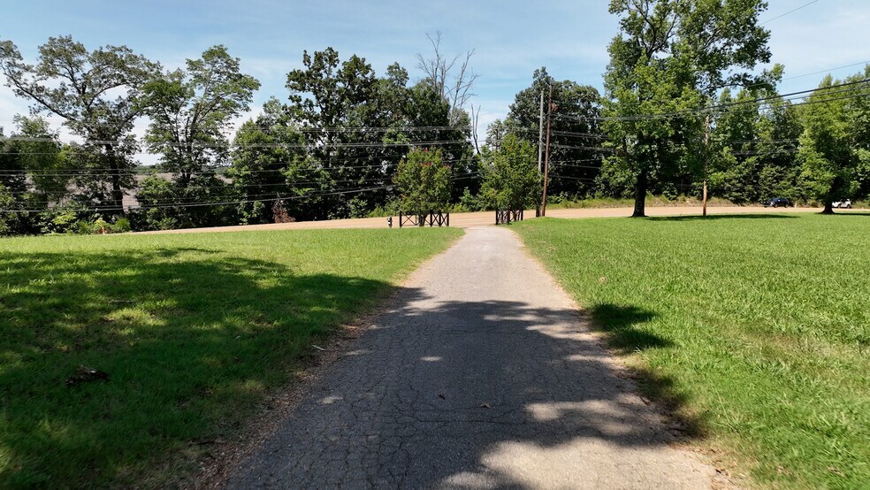 More Photos Of 8843 Highway 70, Arlington Land For Sale
