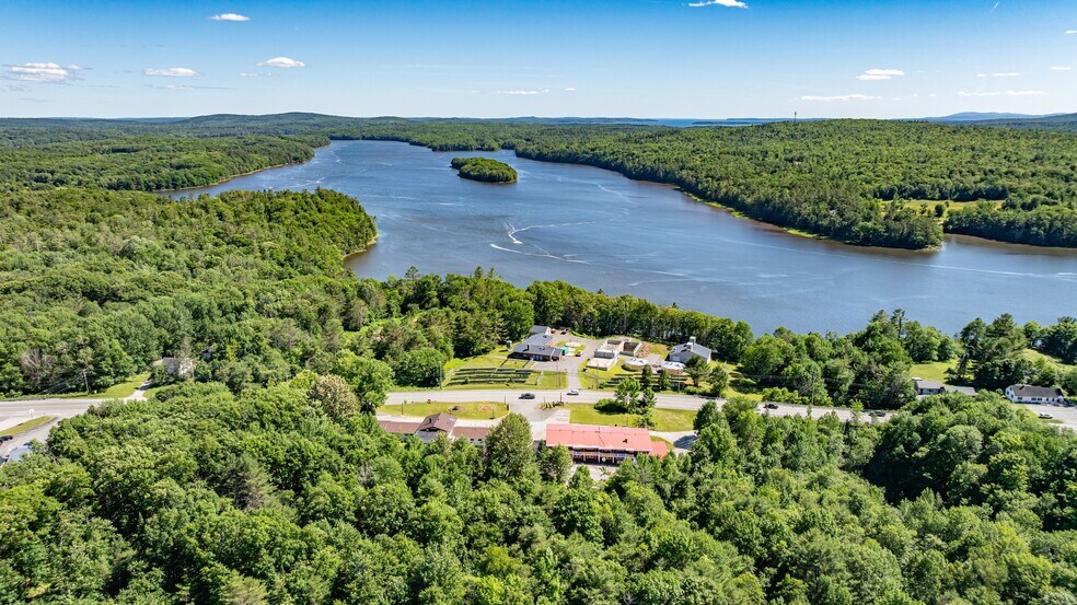 More Photos Of 196 US Route 1, Bucksport Hotel For Sale